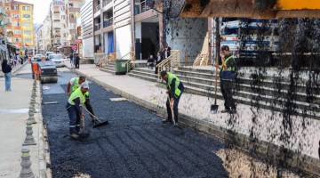 YALOVA BELEDİYESİ, DOĞAN SOKAK’TA YOL KONFORUNU ARTIRIYOR