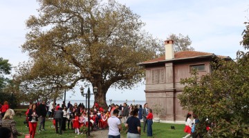 CUMHURİYET BAYRAMI’NDA YÜRÜYEN KÖŞK’E YOĞUN İLGİ