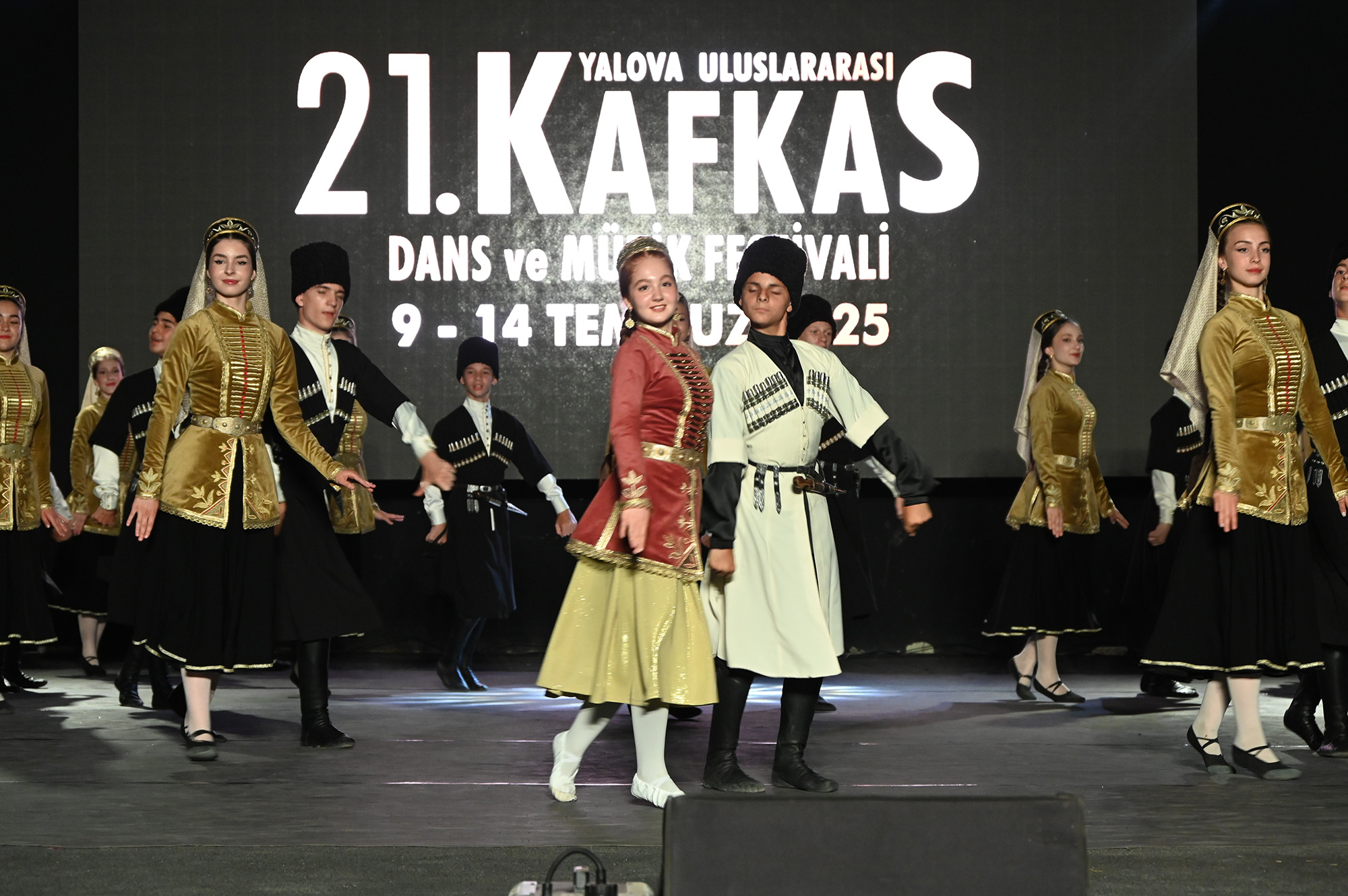 ULUSLARARASI KAFKAS DANS VE MÜZİK FESTİVALİ