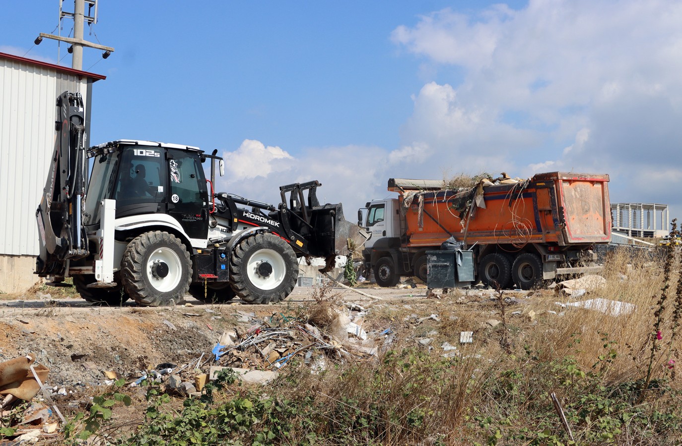 KİRAZLI SANAYİ SİTESİ’NDE ÇEVRE TEMİZLİĞİ VE DENETİM ÇALIŞMASI