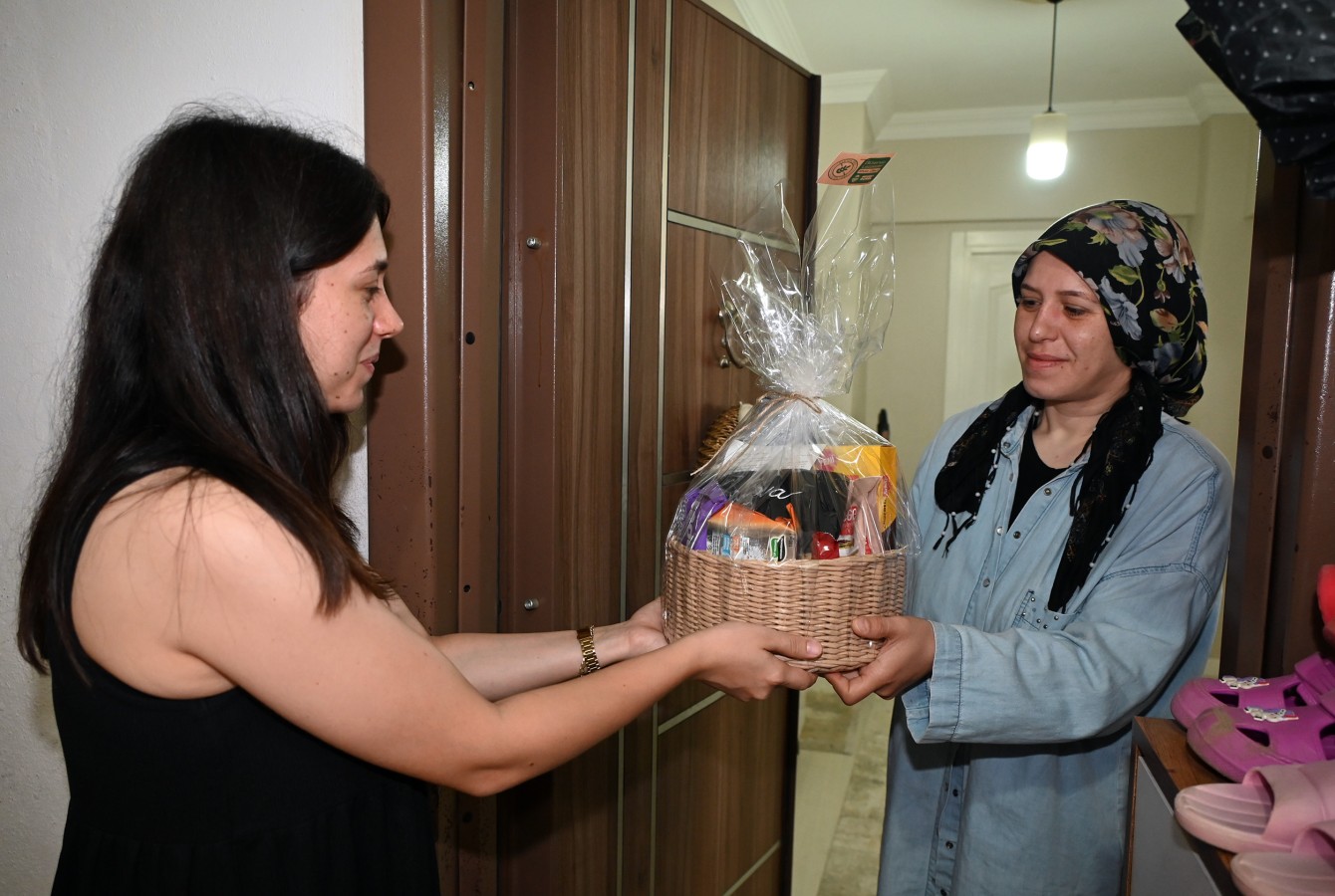 YALOVA BELEDİYESİ'NDEN ÇÖLYAKLI BİREYLERE ÇÖLYAK SEPETİ SÜRPRİZİ